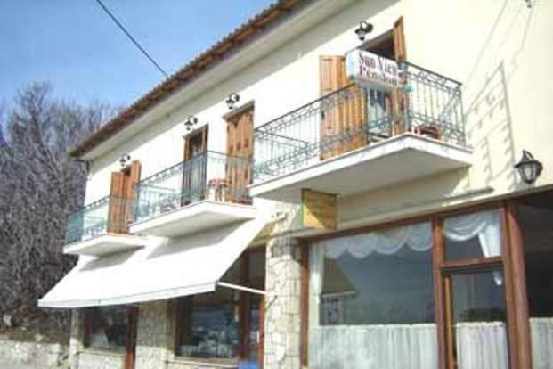 Sun View Guesthouse Делфи Екстериор снимка