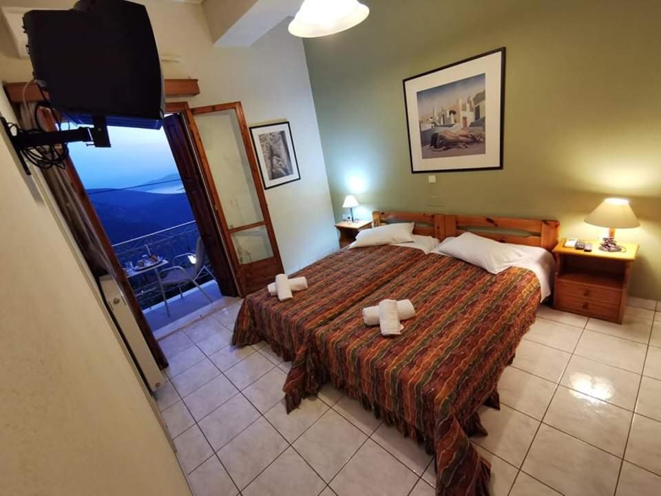 Sun View Guesthouse Делфи Екстериор снимка