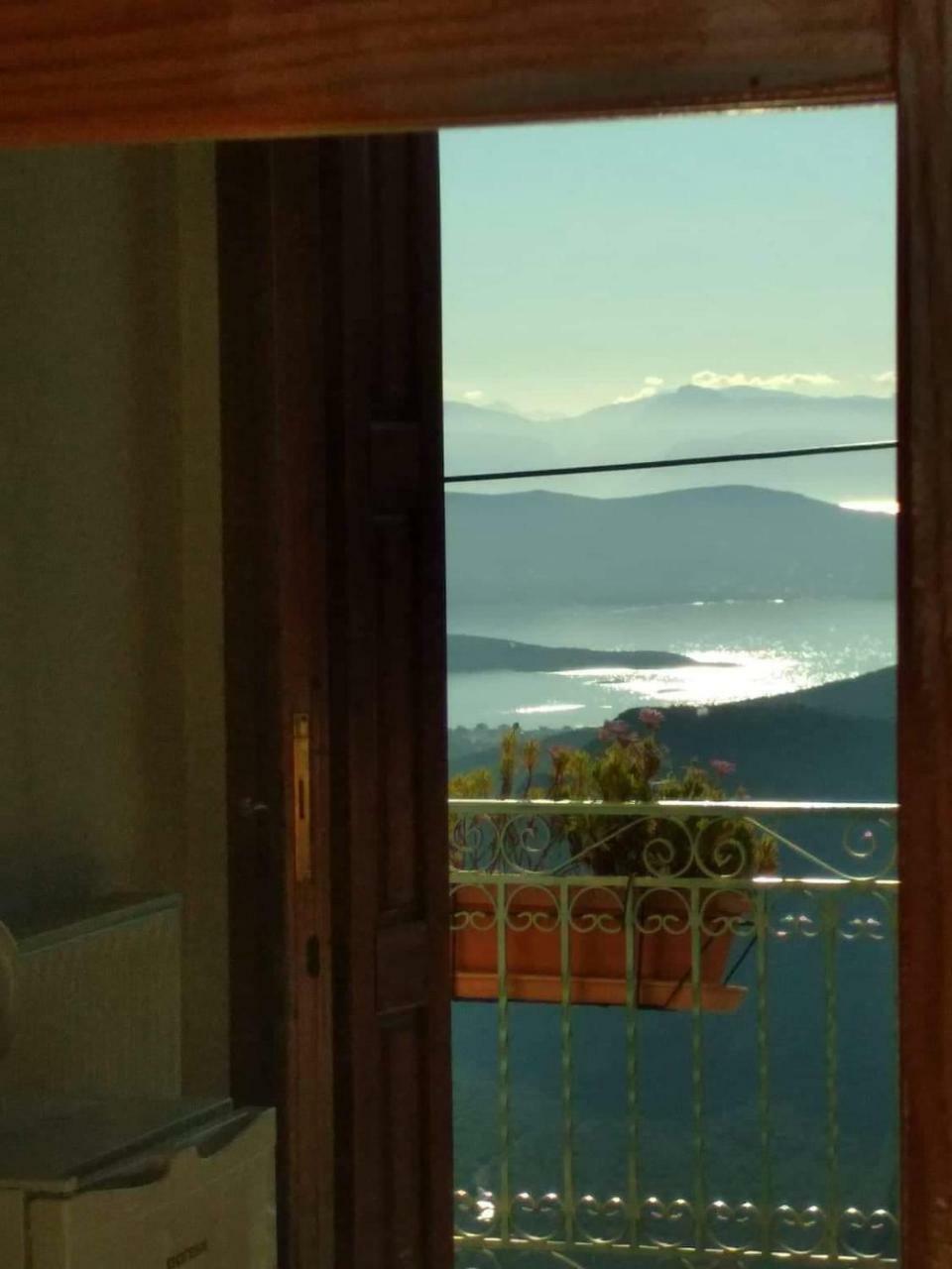 Sun View Guesthouse Делфи Екстериор снимка